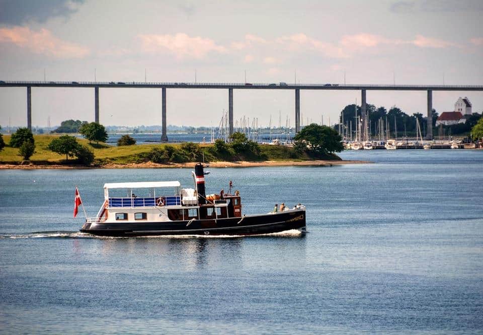 M/S Helge under the Svendborg Sound Bridge